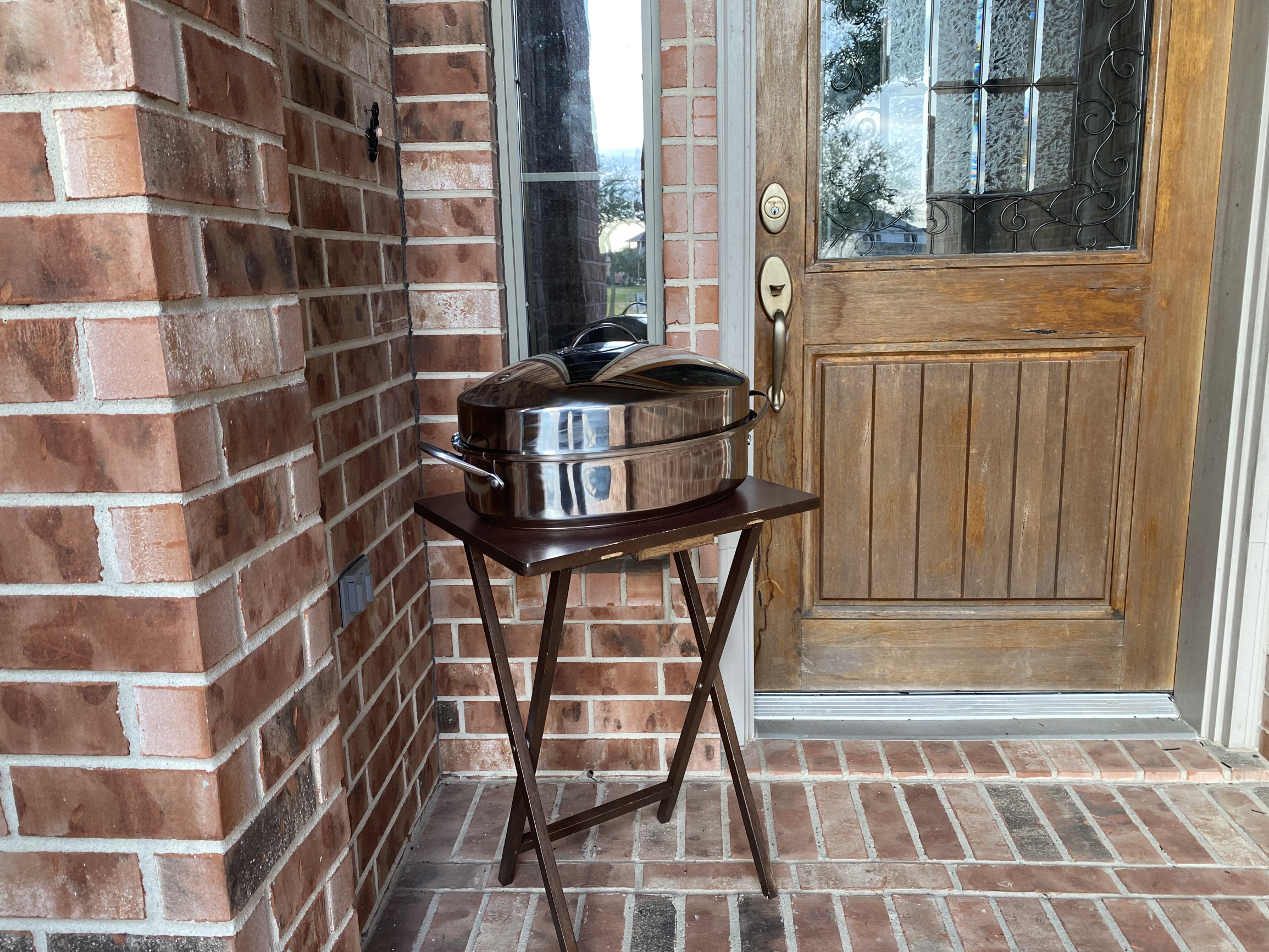 Thanksgiving turkey on the doorstep frankmccammon_blog_-_thanksgiving.png