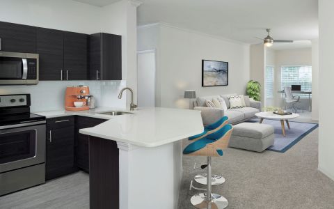 Camden Lee Vista Apartments in Orlando, Florida