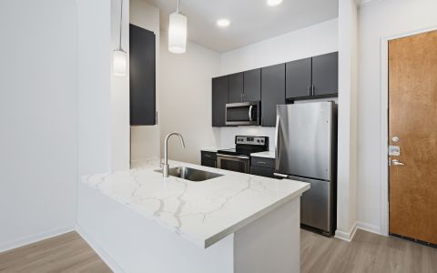 Camden Plaza Apartments in Houston, Texas
