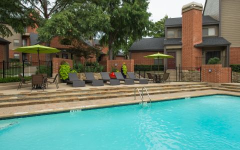 Camden Valley Park Apartments in Irving, Texas
