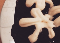 Cupcakes using Six Sisters Stuff Triple Chocolate Bundt Cake recipe. Six Sisters Stuff Triple Chocolate Bundt Cake Cupcakes