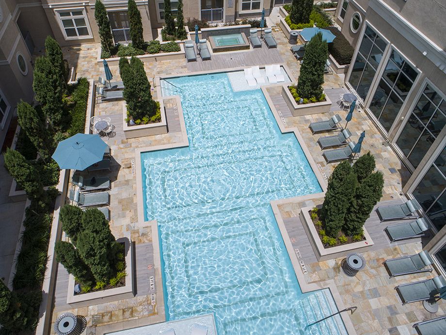Swimming Pool at Camden Highland Village townhomes in Houston, TX