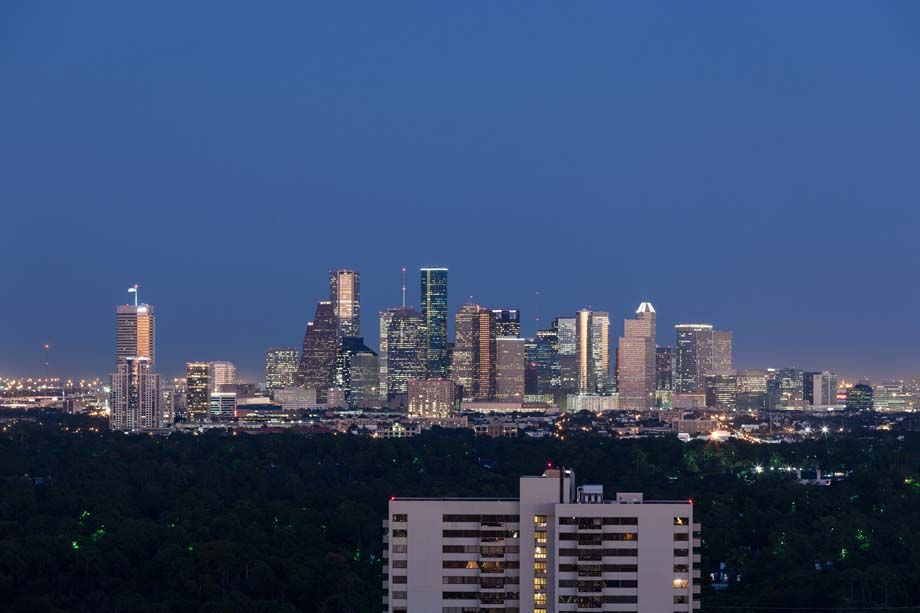 Downtown, Uptown and Houston Galleria Skyline Views at Camden Post Oak High Rise Luxury Apartments in Houston Galleria, Texas