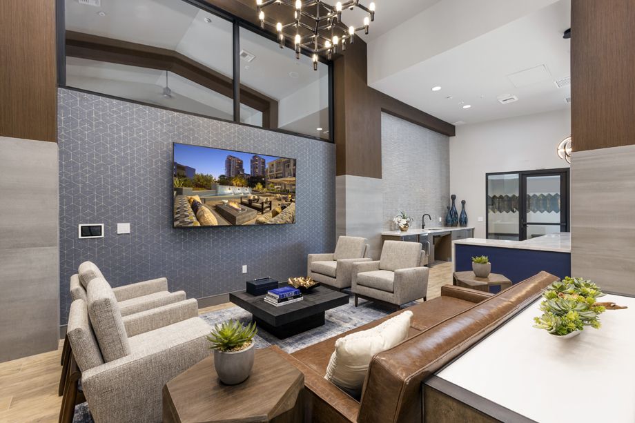 Resident Club at Camden Harbor View Apartments in Long Beach, CA