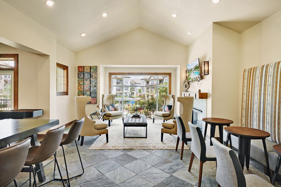Resident Lounge at Camden Cedar Hills apartments in Austin, TX