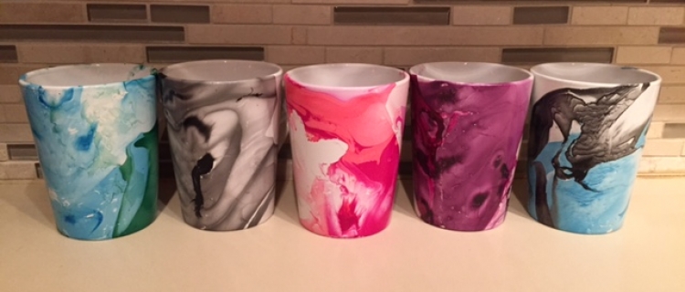 DIY Christmas Gifts: Dollar Store Mugs DIY Christmas Gifts: Dollar Store Mugs