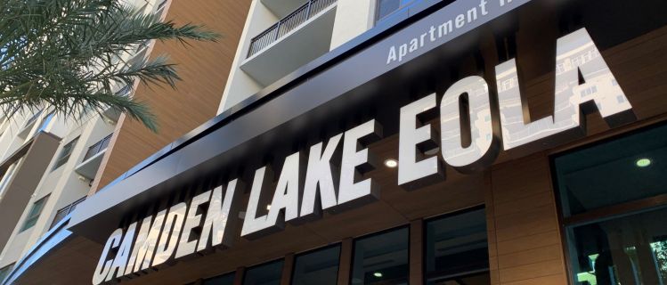 Camden Lake Eola – Premiere Living in Downtown Orlando!