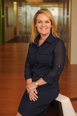 Kim Callahan headshot